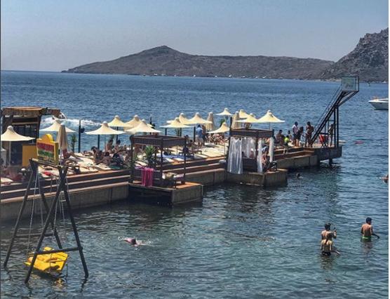 Blue Beach Club And Bar Bars In Paradise Bay Mandarin Oriental Bodrum